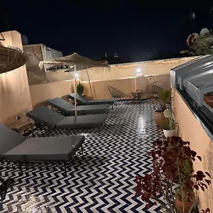 احجز هنا