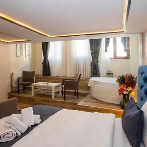 احجز هنا