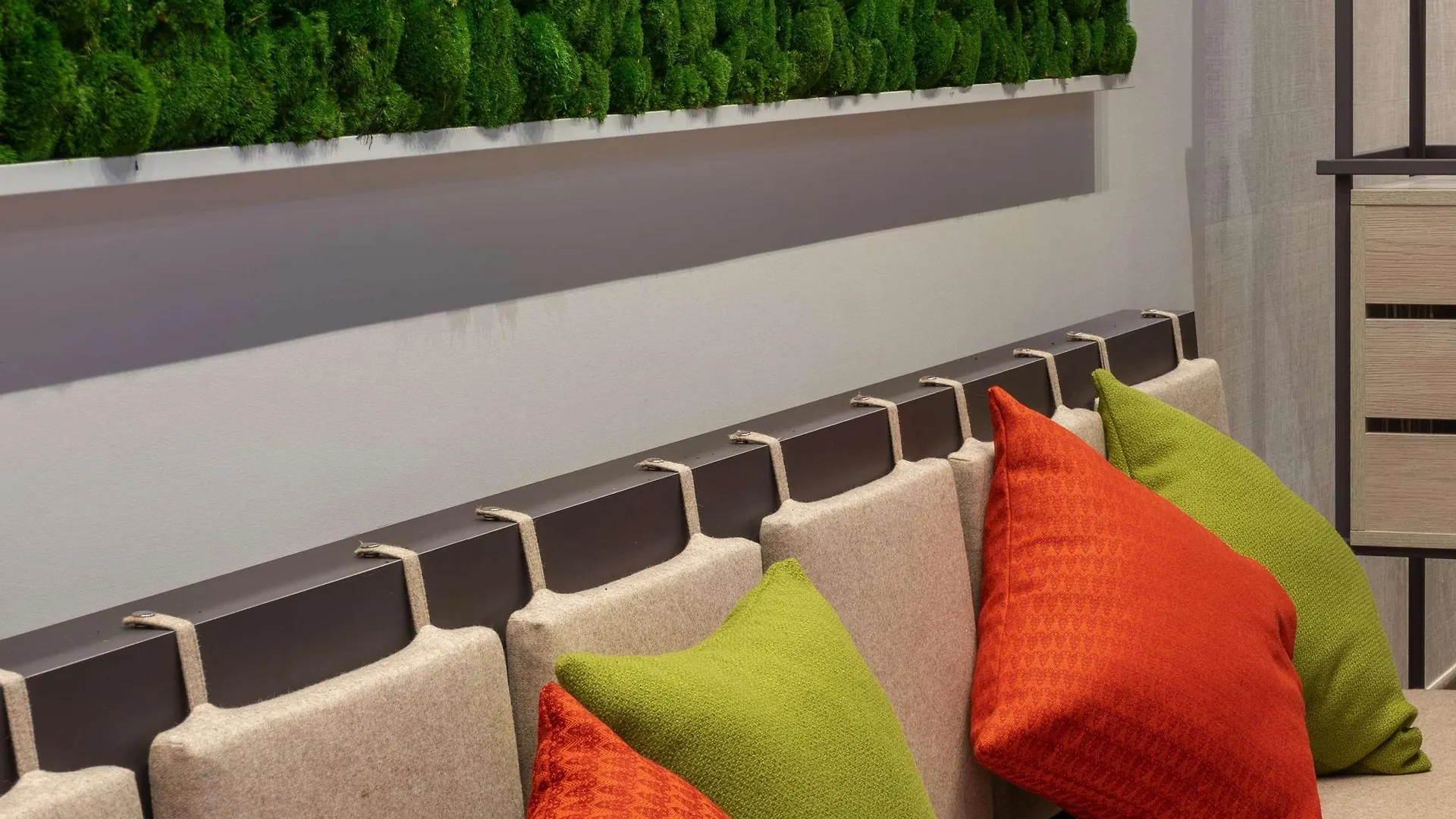 IntercityHotel Budapest 4*,