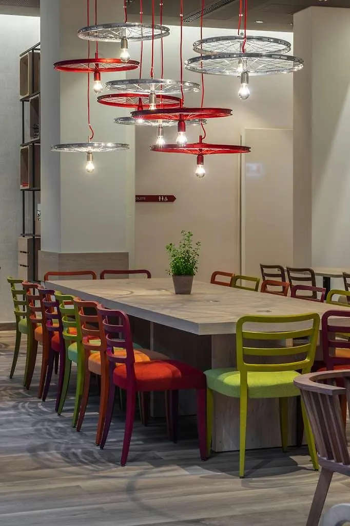 IntercityHotel Budapest Hotel